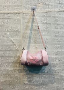 🇺🇸 Arena Imported Gym Bag