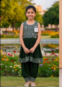 Girls Green Printed Kurta Set