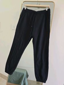 H&amp;M Black Jogger Pants