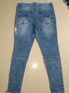 Floral Embroidered Denim Jeans