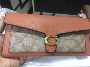 Coach Wallet Demanding Piece