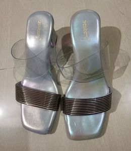 Dressberry Heels