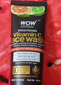 Wow Skin Science Brightening Vitamin C Face Wash
