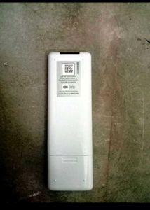 2 LLOYD AC REMOTE NEW AND ORIGINAL