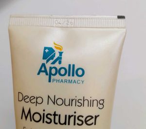Combo Of Face Wash And Moisturiser