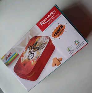 Rishabh Crunch Lunchbox - Small DLX