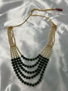 5 Layered pearl Necklace