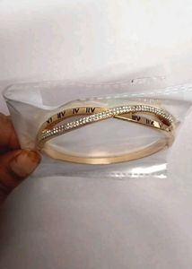 Anti Tarnish Gold Crystal Infinity Bangle
