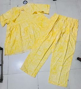 🌼 Clovia Yellow Kurta Set – Sunshine vibes at a….