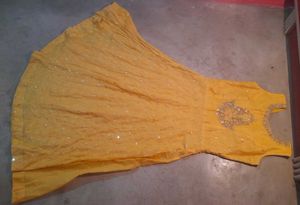 L Sizs Yellow Gown