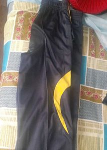 Women&#39;s Tracksuit