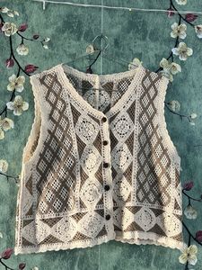 it’s a shrug you can wear any  tubes