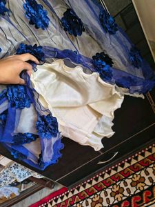 Girls&#39; Blue Floral gown