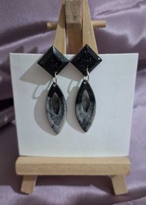 Elegant Black Drop stud Earrings