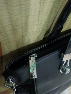 Stylish Black Handbag