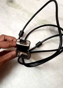 2 VGA CABLE NEW AND ORIGINAL