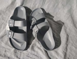 Birkenstock Arizona Essentials Silver - Size 39