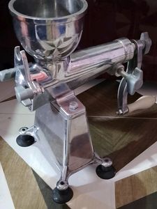 Almunium Juser Machine