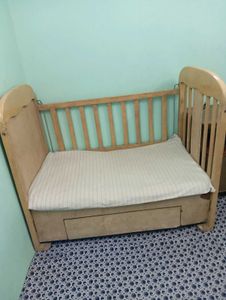 Used Baby Cot