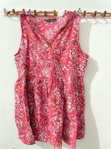 its a short kurt without sleeves