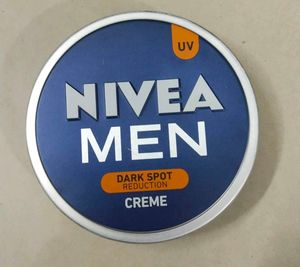 Nivea Men Dark Spot Creme