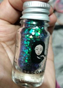 I AM EYECONIC { Glitter } Eyeshadow
