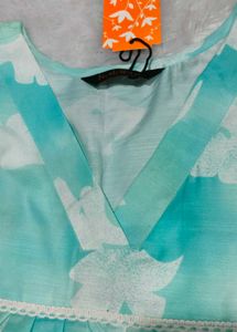 🚨Price Drop BRAND New Kurta Pant Set🔥