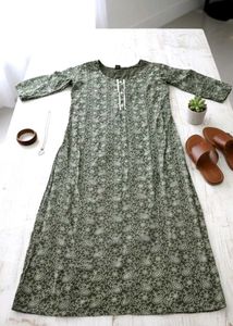 Elegant Floral Print Kurta Set