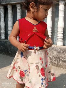 We sell small children&#39;s clothes, our shop is
