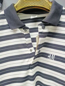 H&amp;M Polo Neck, Snap Buttons, Regular Fit T-shirt