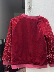 New Branded Baby hug Jacket For 4-6 Yr