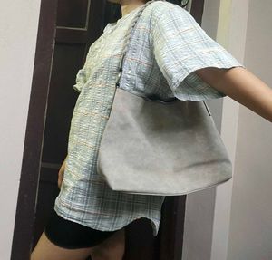 Handbag & Shoulder Bag