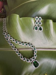 Emerald Green Jewelry Set