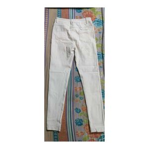 White Casual Skinny Soft Denim Jeans 🤍