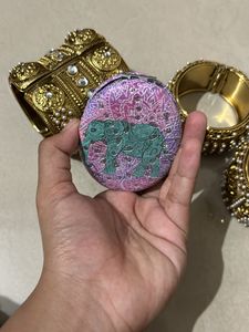 Travel Friendly Handy Mirror