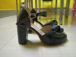 black heel