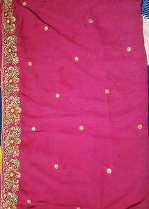 Elegant Magenta Pink Saree with Golden Embroidery