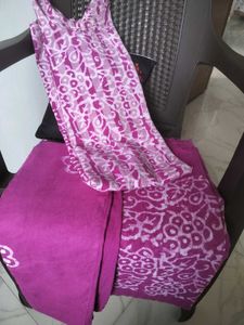Women Batik Kurta Set