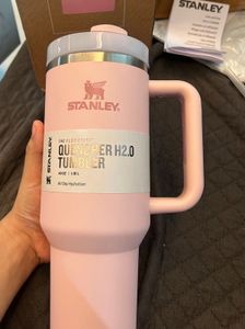 Stanley Quencher H2.0 FlowState Tumbler 40oz