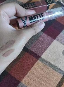 Viral Mars Matte Mousse Lipstick