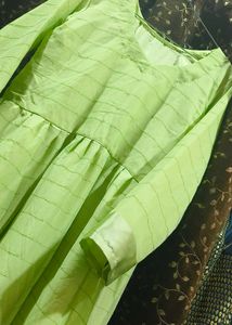 Elegant Green Ethnic Gown