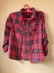 Unisex Red And Black Checks Shirt