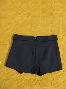 Zara black skort waist 28