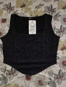 Black Square Neck Cropped Tank