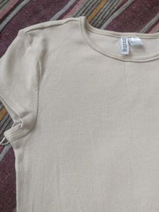 H&amp;M Beige Top