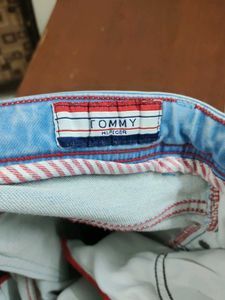 It&#39;s Brand New Tommy Hilfiger Jeans