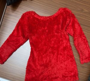 red fur top