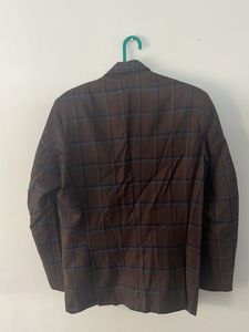 Classic Brown Checkered Blazer – Elegant Design, P