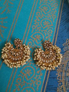 Earings