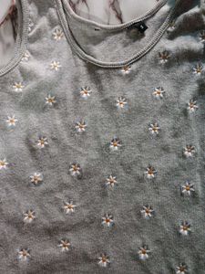 Daisy Embroidered Tank Top
